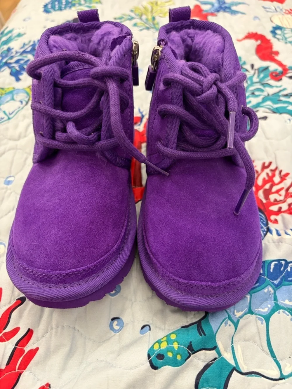 UGG Kids Neumel II boots, purple suede upper and a cozy wool lining Size 11 kids - Picture 2 of 8